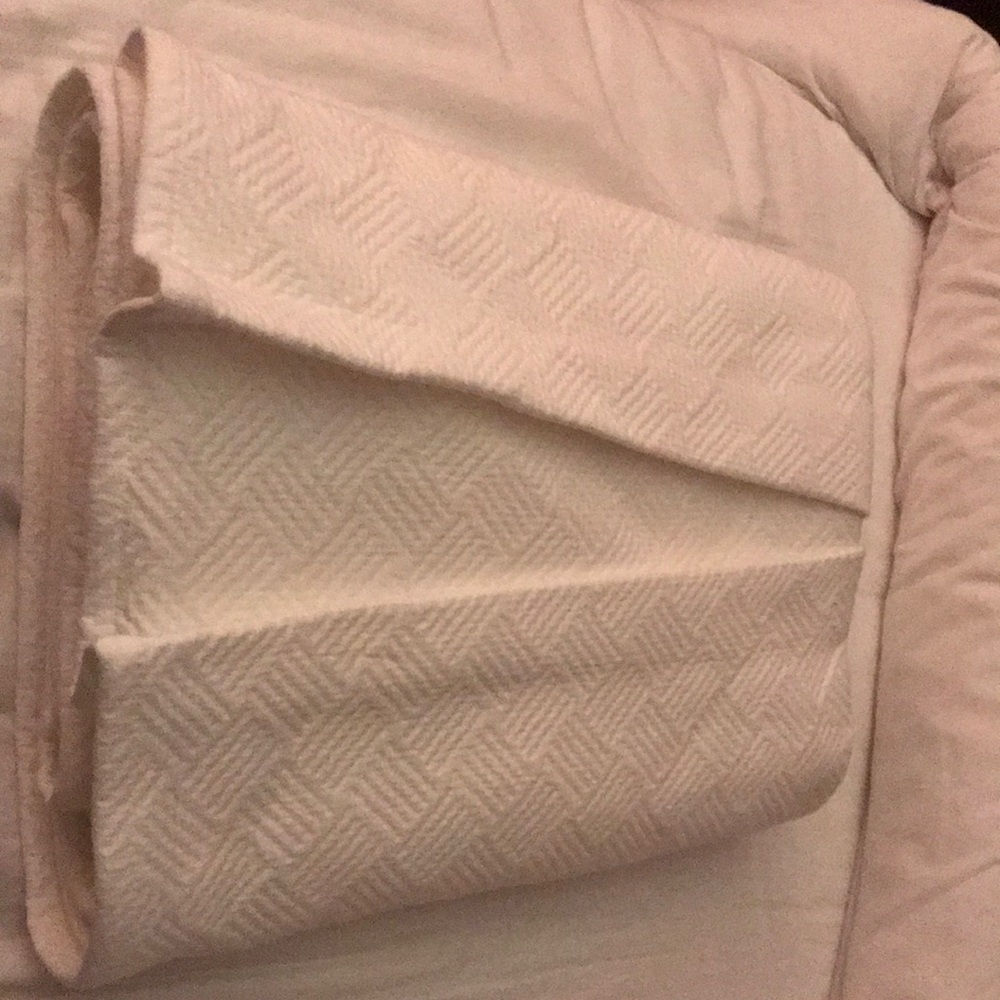 Queen Lands’ End Basketweave Cotton Matelasse Bed Skirt